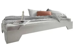 Stapelbett aus Massivholz